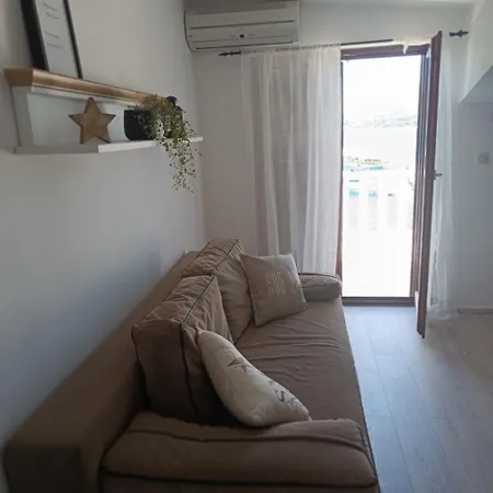 Antonia - 5 M From Sea Apartman