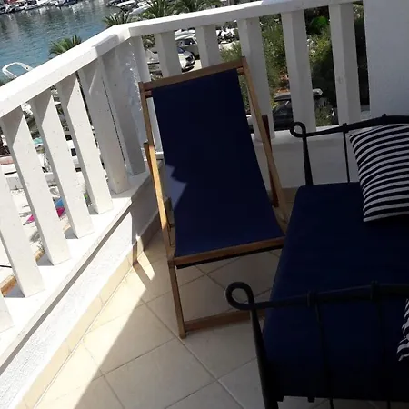 Apartman Antonia - 5 M From Sea *